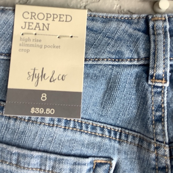 Style & Co. Light Blue to White Ombre Capri Jeans - Picture 6 of 9